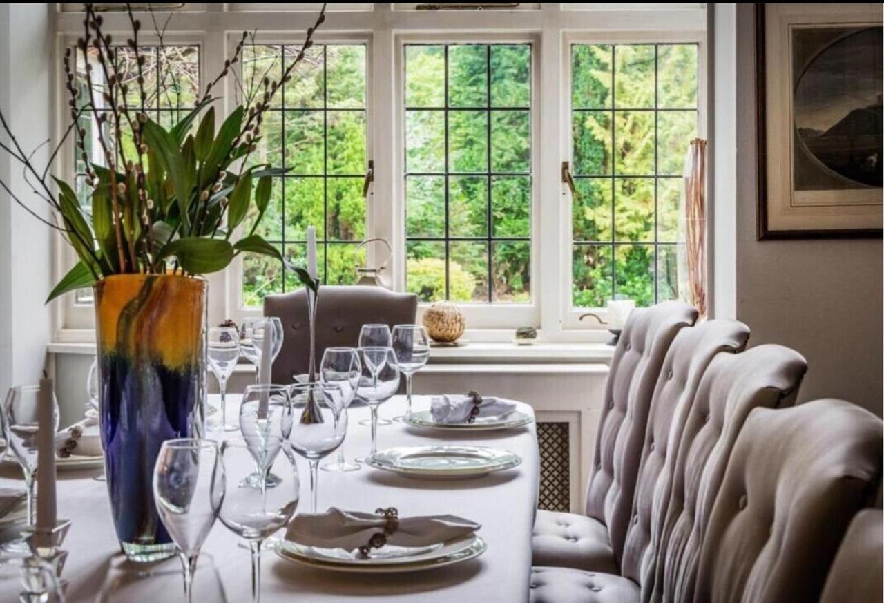 Coach House Vila Woking Exterior foto